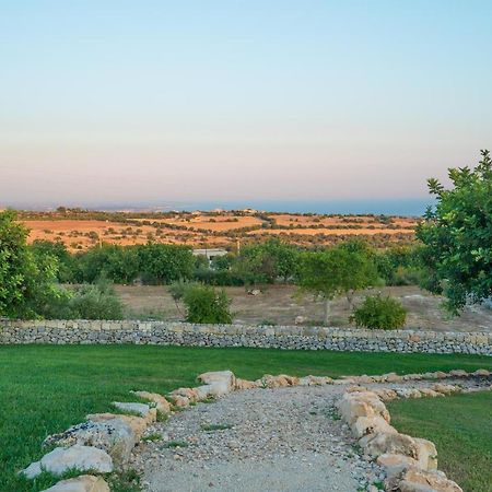 Baglio Cella - Appartamenti Per Vacanze Módica Exterior foto