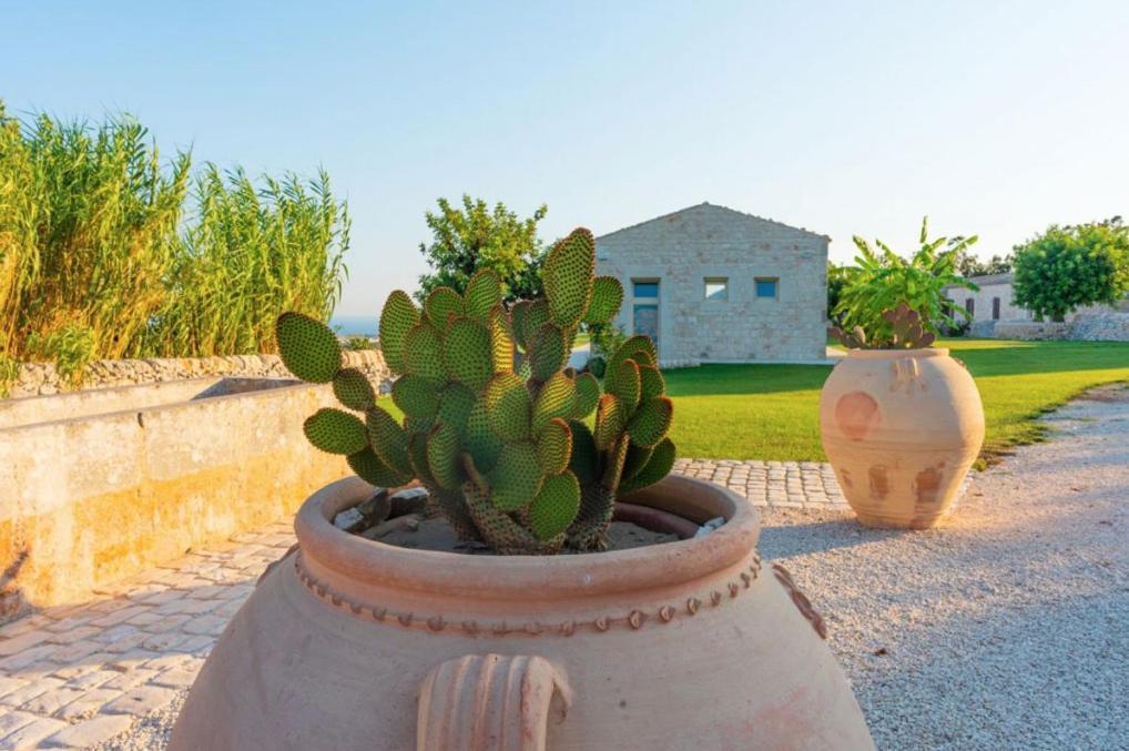 Baglio Cella - Appartamenti Per Vacanze Módica Exterior foto